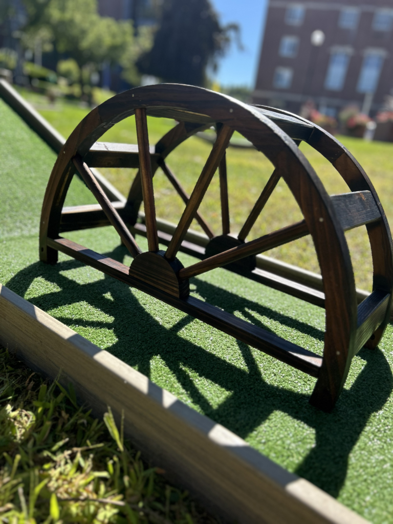 wagon wheel mini golf obstacle