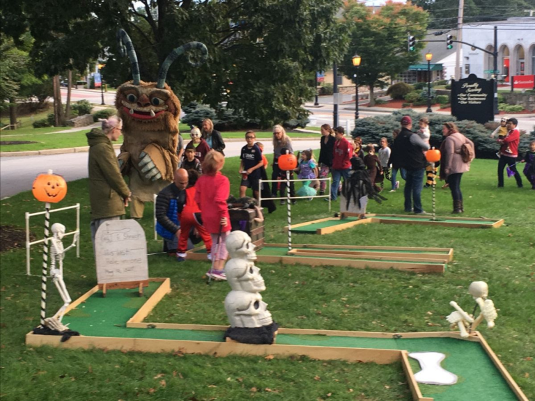Halloween Mini Golf Parade